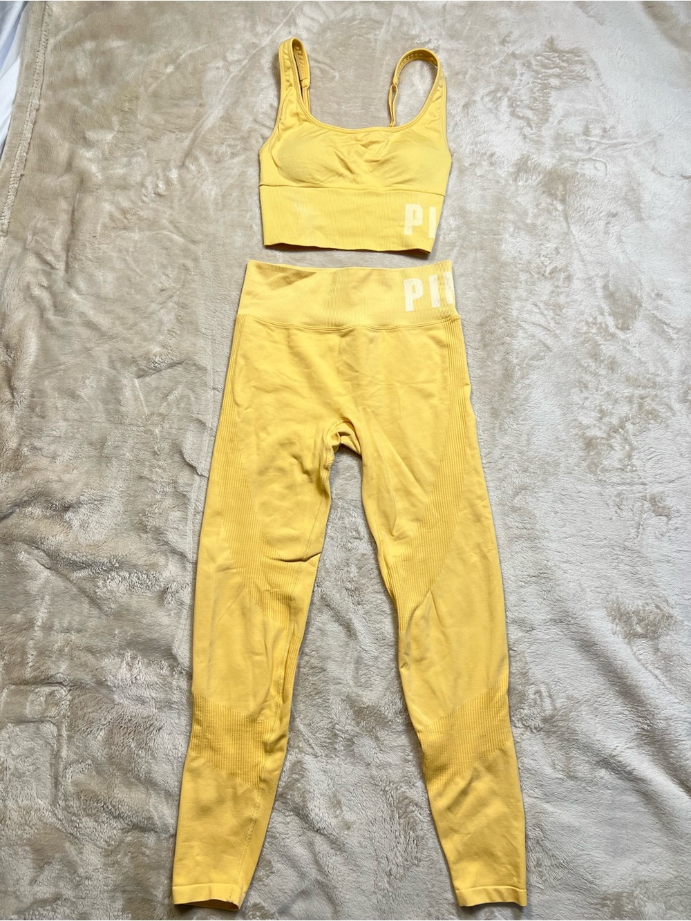 Victoria's Secret PINK Active 2 PC Workout Set Size Small
